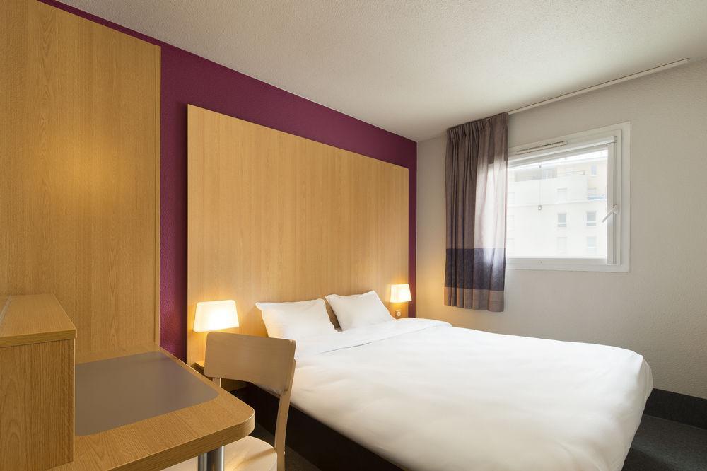 Hotel Lille Grand Stade 3*